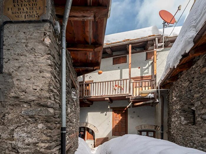 Appartamento bilocale in vendita in Frazione Chianale, Pontechianale