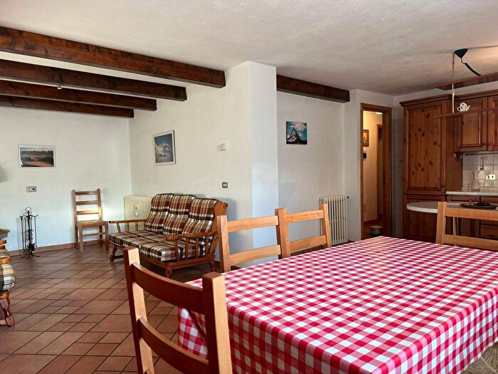 Appartamento trilocale in affitto in Frazione Challien, AnteySaintAndrè