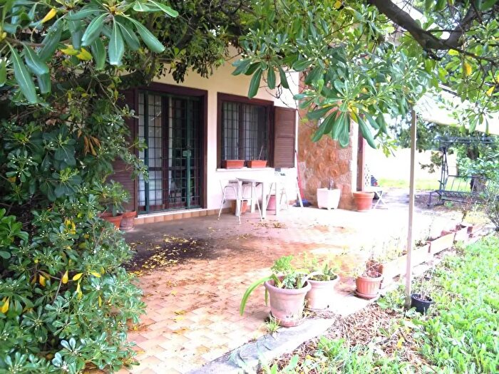 Casa con 5 locali in vendita in Via del Casale di San Nicola, Roma