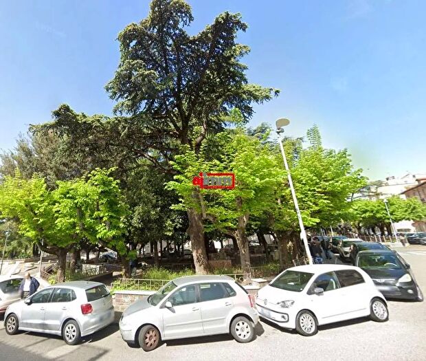 Appartamento quadrilocale in affitto in Via Gaetano Alberti, Catanzaro