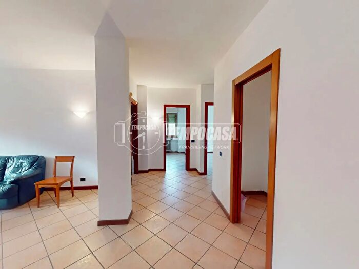 Appartamento quadrilocale in vendita in Viale Toscana, Cinisello Balsamo