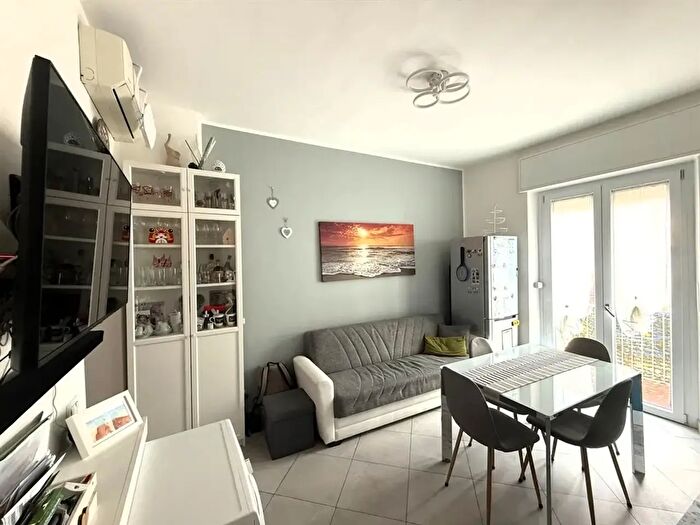 Appartamento bilocale in vendita in Via Monte San Gabriele, Milano