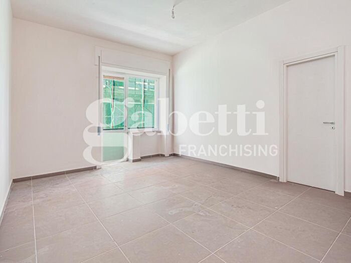 Appartamento trilocale in vendita in Via Tiziano, Mugnano Di Napoli