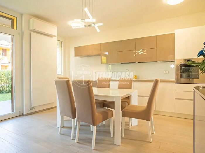 Appartamento trilocale in vendita in Via Caravaggio, Sirmione