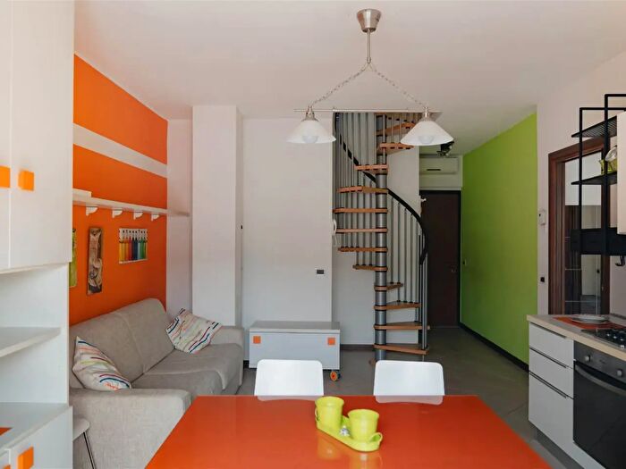 Appartamento bilocale in vendita in Via Pergolotti, Piacenza