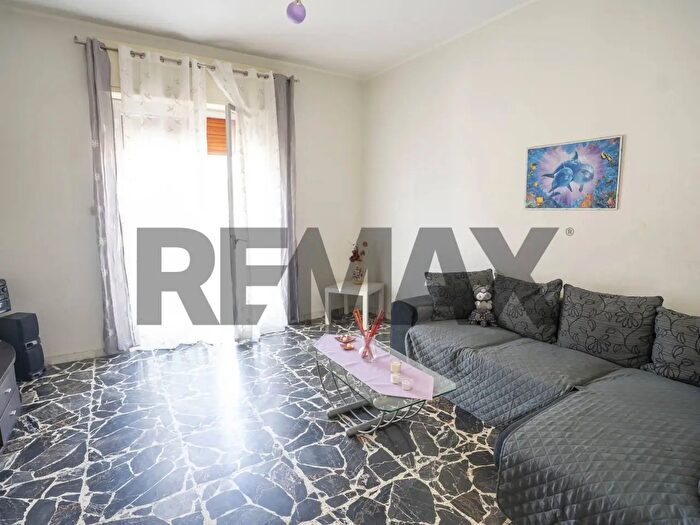 Appartamento con 6 locali in vendita in Via Brindisi, San Giovanni La Punta
