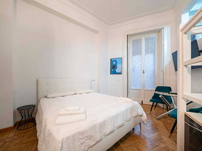 Appartamento in affitto in Via Francesco Sforza, Quadronno Crocetta, Milano
