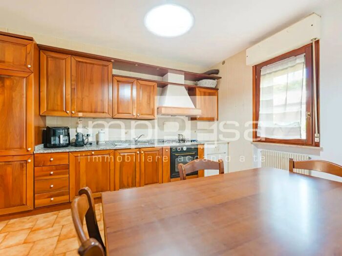 Appartamento quadrilocale in vendita in Via Montello, Santa Lucia Di Piave