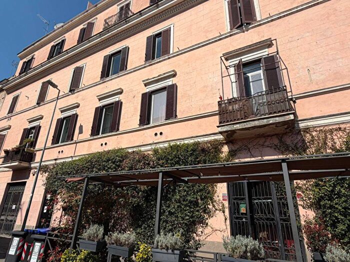 Appartamento bilocale in affitto in Via dei Sabelli, San Lorenzo, Roma