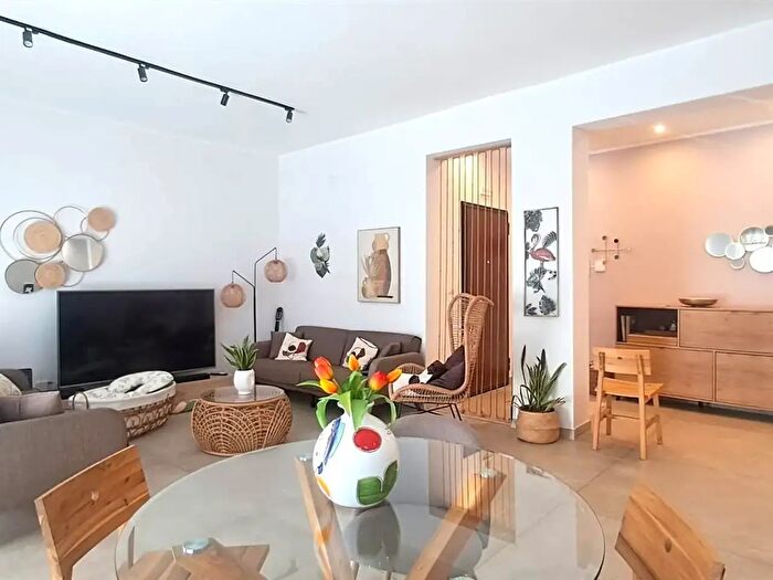 Appartamento quadrilocale in vendita in Via Borrello, Catania