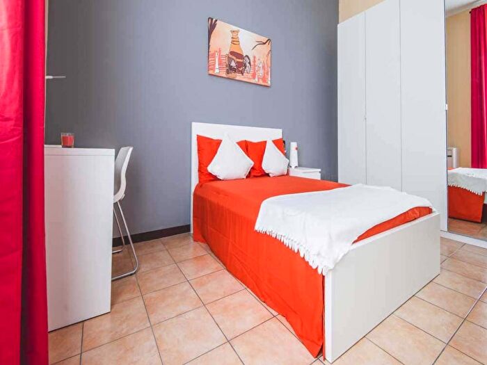 Appartamento con 6 locali in affitto in Viale Monza, Gorla, Milano