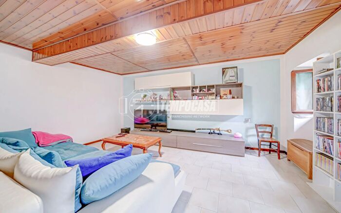 Appartamento bilocale in vendita in Via Vittorio Emanuele II, Borgo Ticino