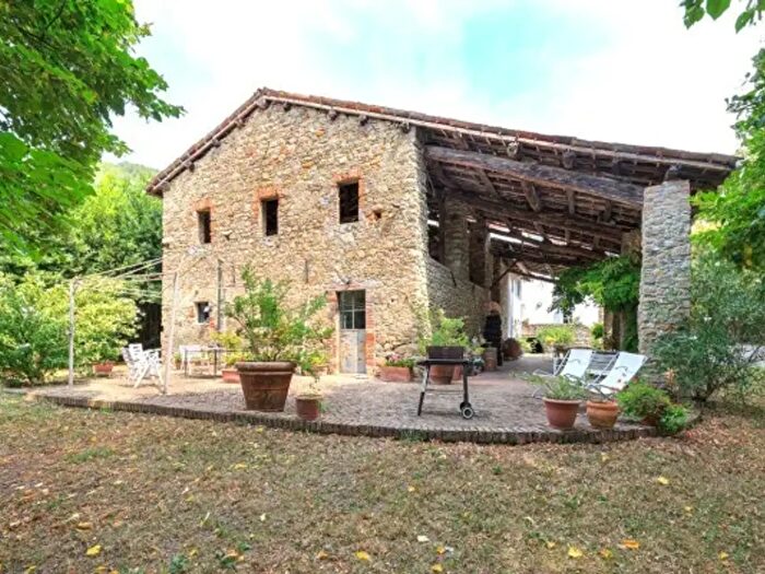 Casa con 6 locali in vendita in Via Ardivestra, Godiasco Salice Terme
