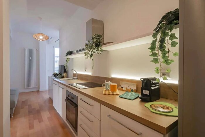 Appartamento monolocale in affitto in Via Gressoney, Milano