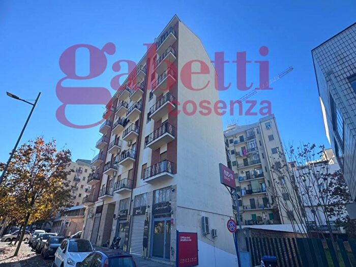 Appartamento quadrilocale in vendita in Cosenza Viale Mancini, Cosenza