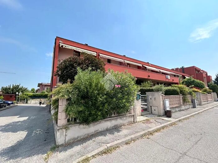 Casa quadrilocale in vendita in Via Filippo Turati, Calvisano