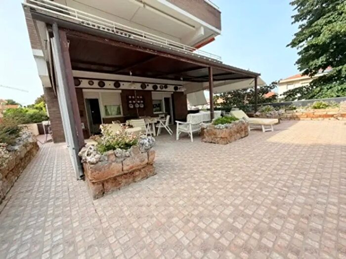 Appartamento trilocale in vendita in Viale Finale Ligure, Riccione