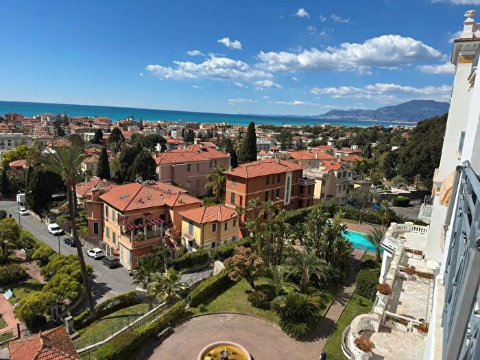 Appartamento bilocale in vendita in Via Romana, Bordighera