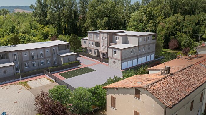 Appartamento con 5 locali in vendita in Via Calzolara, Valsamoggia