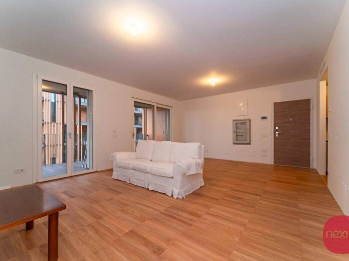 Appartamento bilocale in affitto in Via Giovanni Battista Piranesi, Porta Vittoria, Milano