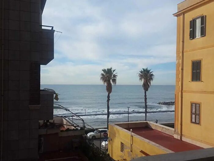 Appartamento trilocale in affitto in Via del Faro, Anzio