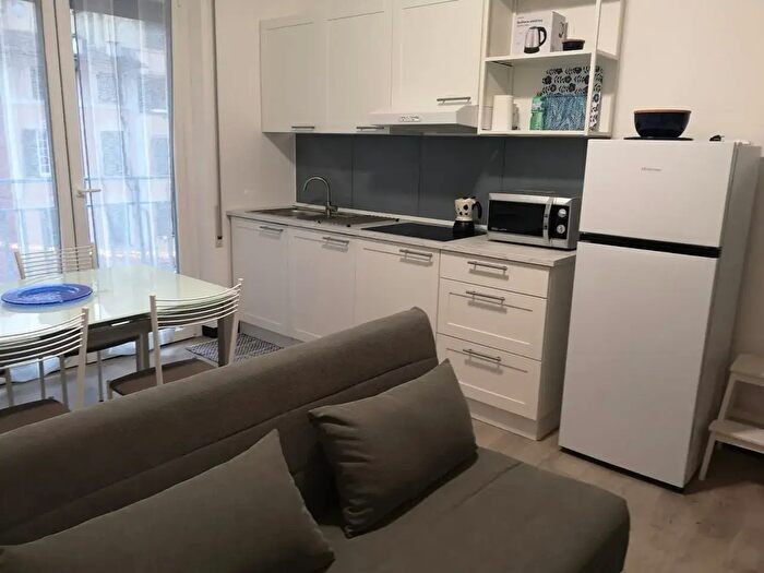 Appartamento trilocale in affitto in Piazza Venezia, Rapallo