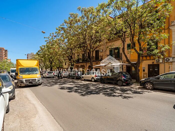 Appartamento trilocale in vendita in Corso Calatafimi, Palermo