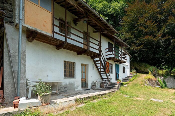 Casa bilocale in vendita in Borgata Eretta, Paesana