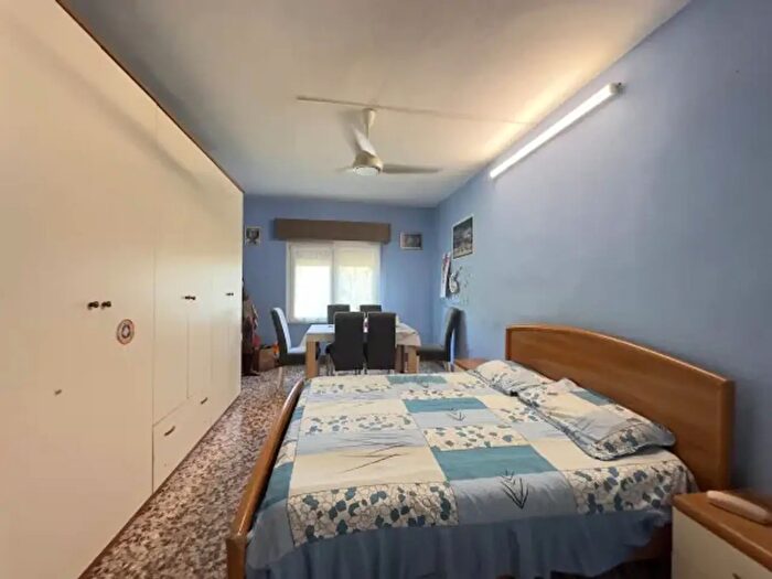 Casa quadrilocale in vendita in Via Giuseppe Garibaldi, Moglia