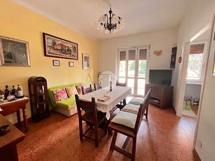 Appartamento trilocale in vendita in Via Trieste, Gassino Torinese