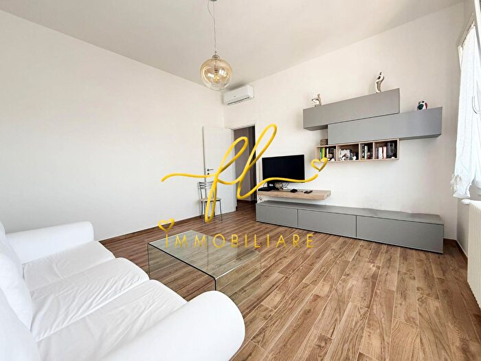 Appartamento trilocale in vendita in Cecina