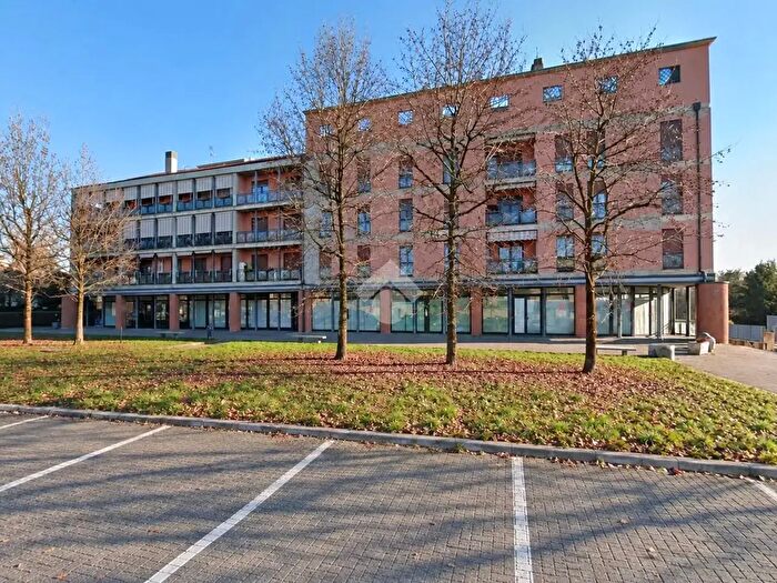 Appartamento bilocale in vendita in Piazza Grandi, Solaro