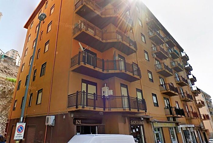 Appartamento con 5 locali in vendita in Dante, Agrigento