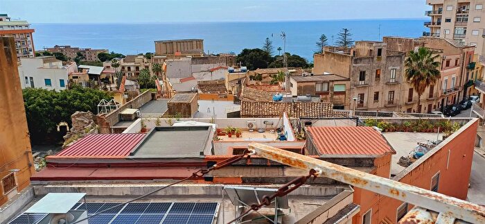 Appartamento con 6 locali in vendita in Sciacca, Sciacca