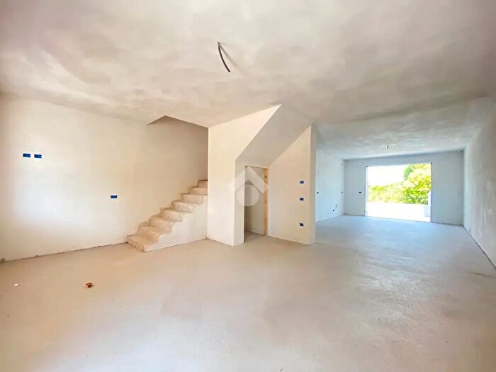 Casa quadrilocale in vendita in Via Madonna, Lonigo