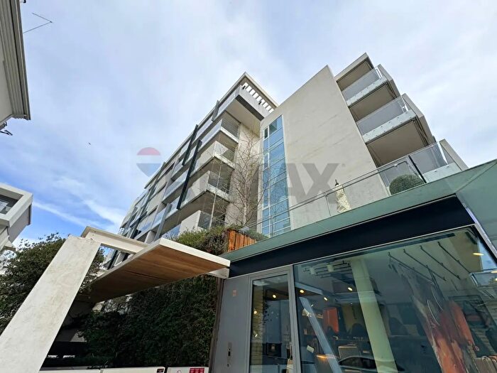 Appartamento quadrilocale in vendita in Via Bafile, Jesolo