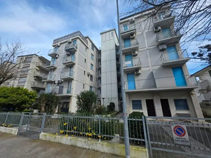 Appartamento bilocale in vendita in Viale Giovanni Pascoli, Comacchio