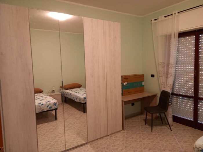 Appartamento trilocale in affitto in Via Marco Polo, Catanzaro Lido, Catanzaro