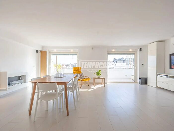 Appartamento quadrilocale in vendita in Via Flaminia Nuova, Roma