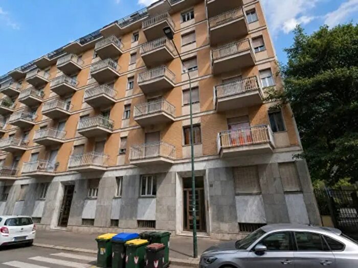 Appartamento trilocale in vendita in Via Baltimora, Torino