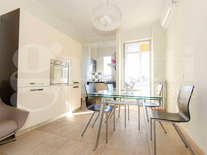 Appartamento trilocale in affitto in Via Osoppo, San Siro, Milano