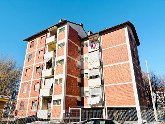 Appartamento bilocale in vendita in Corso Lucio Quinzio Cincinnato, Torino