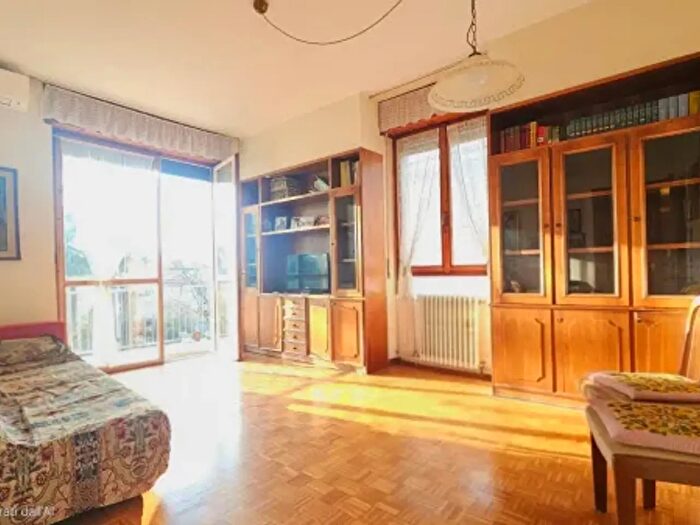 Appartamento trilocale in vendita in Via Aprile, Vimercate