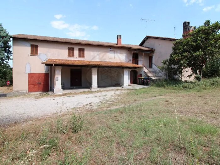 Casa quadrilocale in vendita in Vocabolo Cerreta, Stroncone