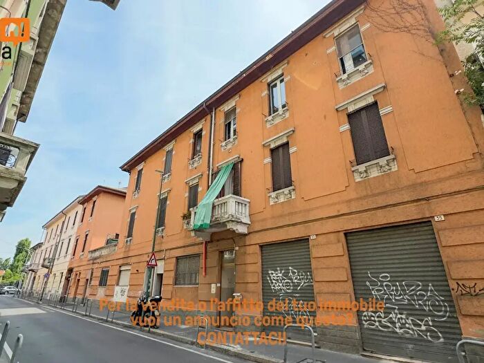 Appartamento trilocale in vendita in Via Monte Sabotino, Sesto San Giovanni