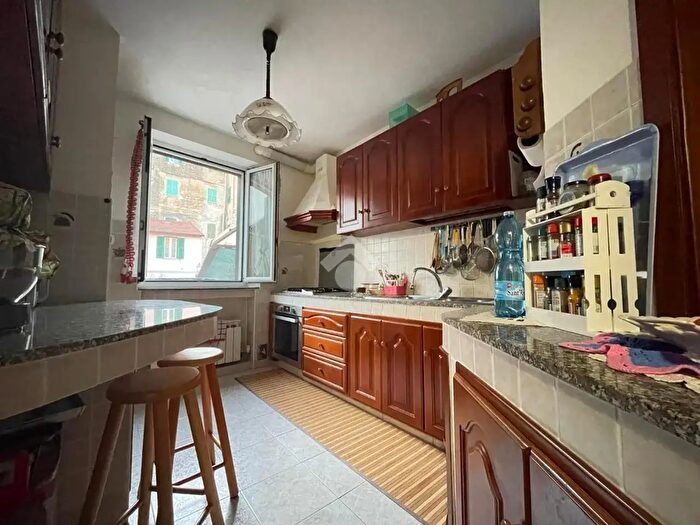 Appartamento con 6 locali in vendita in Via Piemonte, Ventimiglia