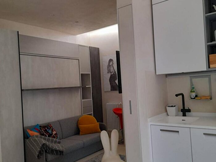 Appartamento monolocale in affitto in Via Aurelia, Aurelio Val Cannuta, Roma