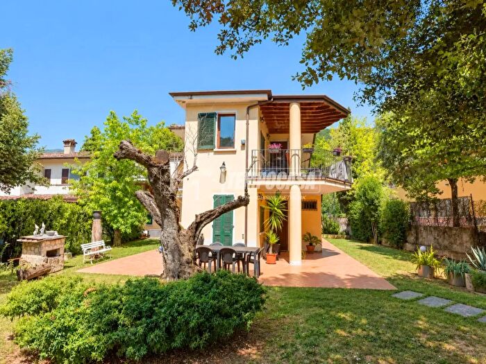 Appartamento quadrilocale in vendita in Botticino