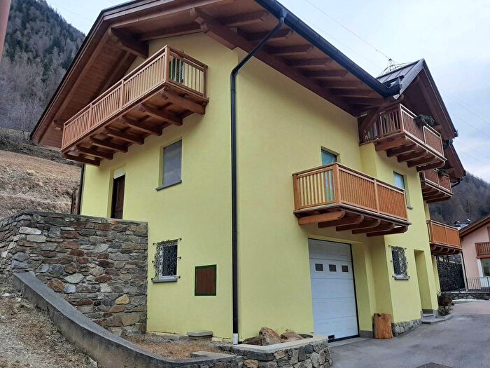 Appartamento trilocale in affitto in Via della Cauture, Celledizzo, Peio