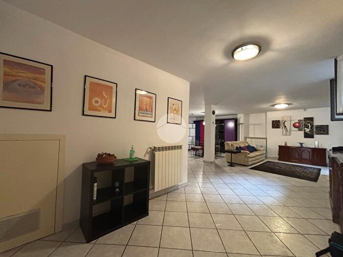 Appartamento bilocale in affitto in Via Banfi, Garbagnate Milanese